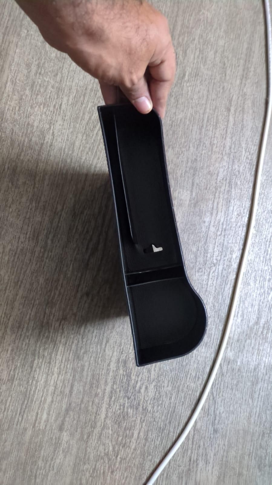 Car Seat Gap Filler & Organizer (PU Leather)